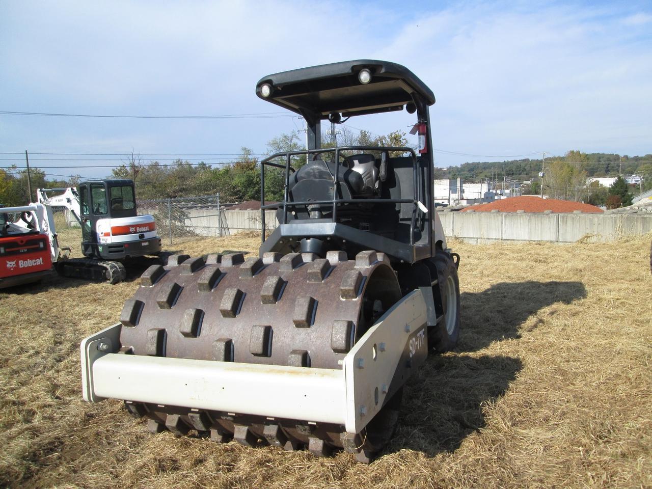INGERSOLL RAND SD77F SINGLE PADFOOT ROLLER, HYDROSTATIC, 99 HP DIESEL, 738 HOURS