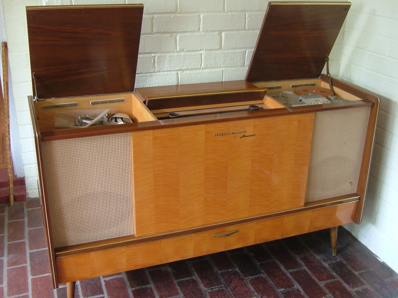 Grundig Majestic Stereo Console Rare Model Receiver, Tape Deck, Turntable