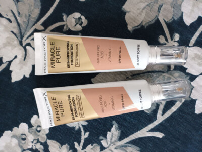 2x Max Factor Miracle Pure Skin Improving Foundation 84 Soft Toffee Each 1oz New