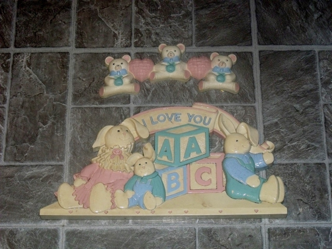 VTG HOMCO CHILD BABY NURSERY WALL PLAQUE ABC BUNNY RABBIT BEAR HEART PLAQUE SIGN