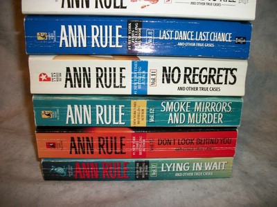 S651 Ann Rule Crime Files Non-Fiction True Crime Lying In Wait PB Book Lot of 8
