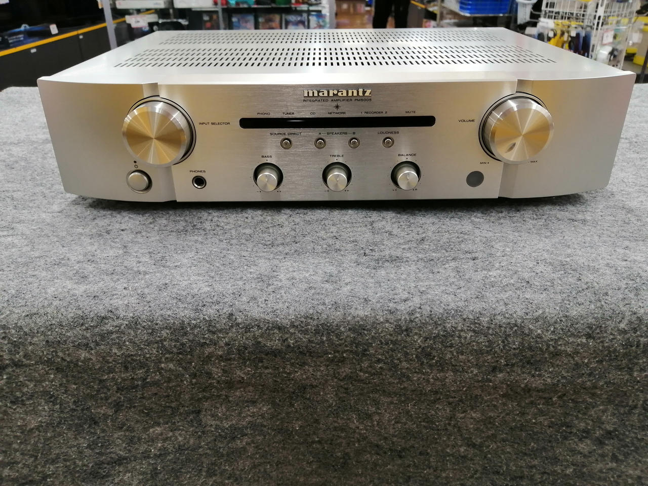 Used) Marantz PM5005 Integrated Amplifier 100V Silver 2019