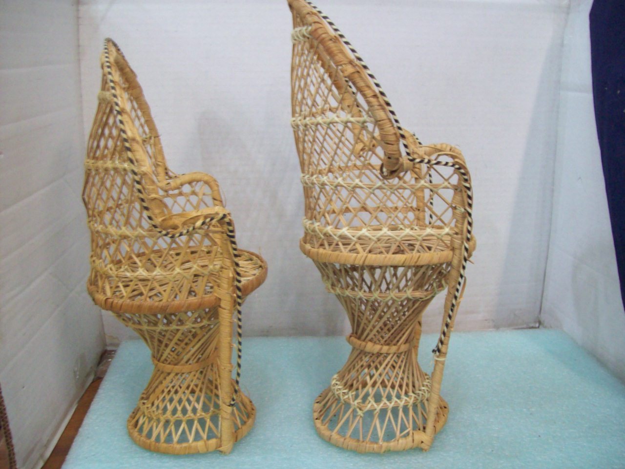 Set of Two Wicker Doll High Back Chairs Furniture Pretend Play Display E1