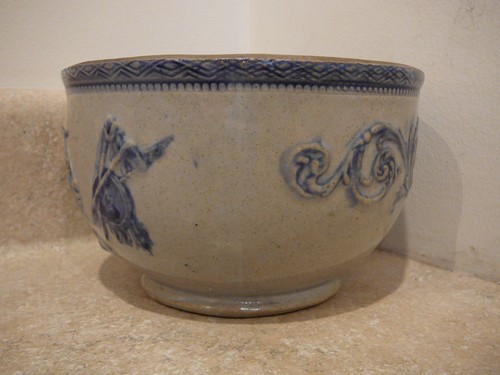 S25 antique stoneware old sleepy eye Indian salt bowl momoth pottery