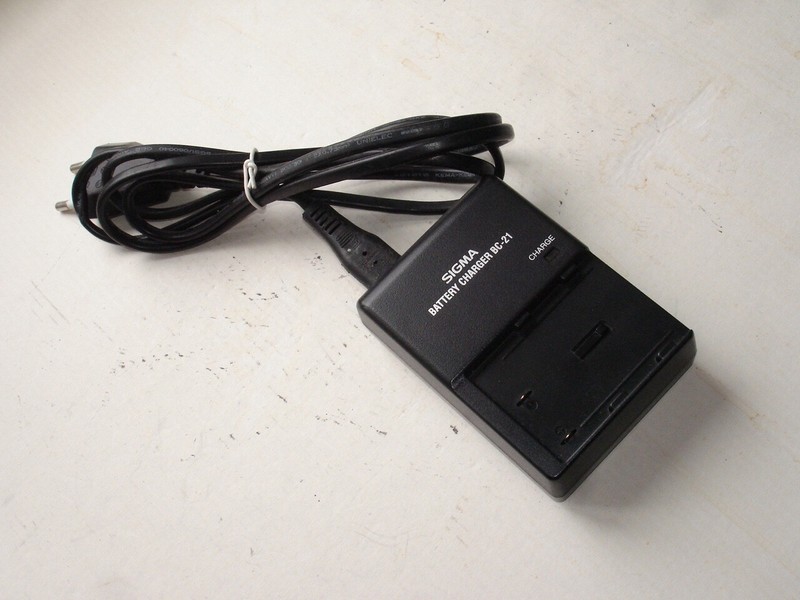 Chargeur Sigma Bc-21 Pour Reflex Sigma Sd 14/ Sd 15/ Sd1 Merrill