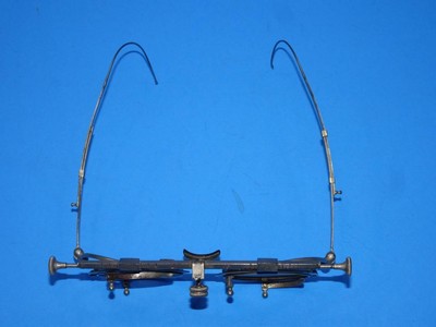 ANTIQUE OPTOMETRY OPTOMETRIST EYE EXAM GLASSES