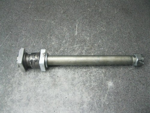 08 Kawasaki Ninja ZX6R ZX-6R Rear Axle 85G | eBay