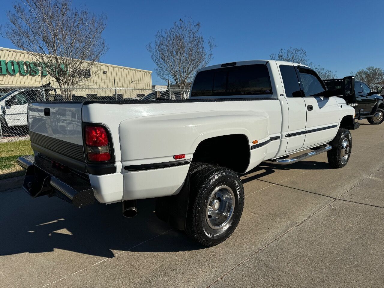 Owner 1998 Dodge Ram 3500 Laramie SLT 4dr 4WD Extended Cab LB DRW