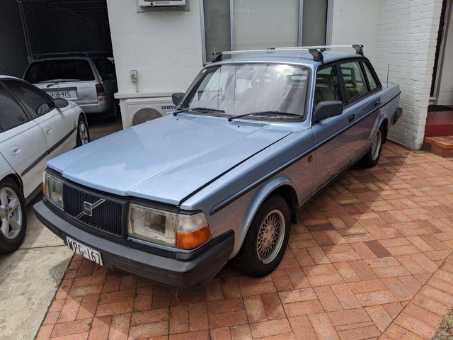Volvo 240 gle