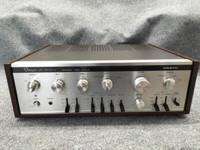 ONKYO インテグラA755N11/100 出力100Wです。 ONKYO インテグラA755N11/100 出力100Wです。 ONKYO インテグラ