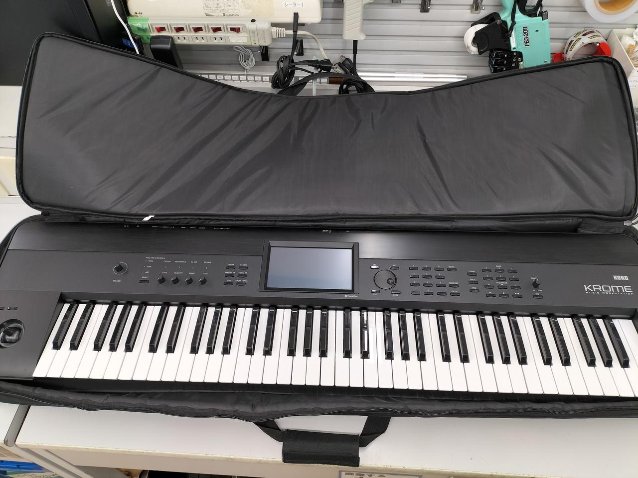 z*n様 KORG KROME 73 メーカー整備済み品 z*n様 KORG KROME 73 メーカー整備済み品 z*n様 KORG