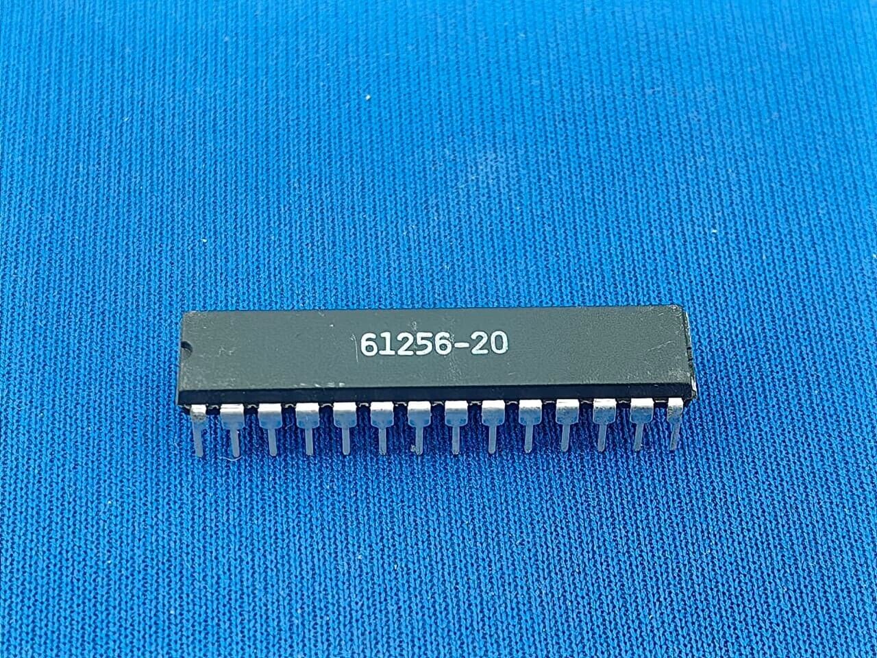 2 x 61256-20 61256 32Kx8-Bit Sram Static Random Access 2 x 61256-20 61256 32Kx8-Bit Sram Static Random Access