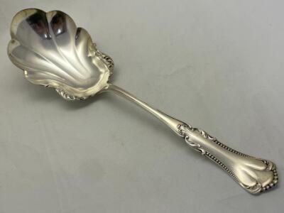 1880 PAIRPOINT MFG CO. SILVERPLATE *SUGAR SHELL* SERVING