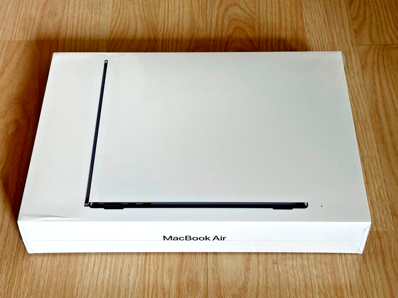 NEW SEALED 2024 Apple MacBook Air 15 NEW SEALED 2024 Apple MacBook Air 15
