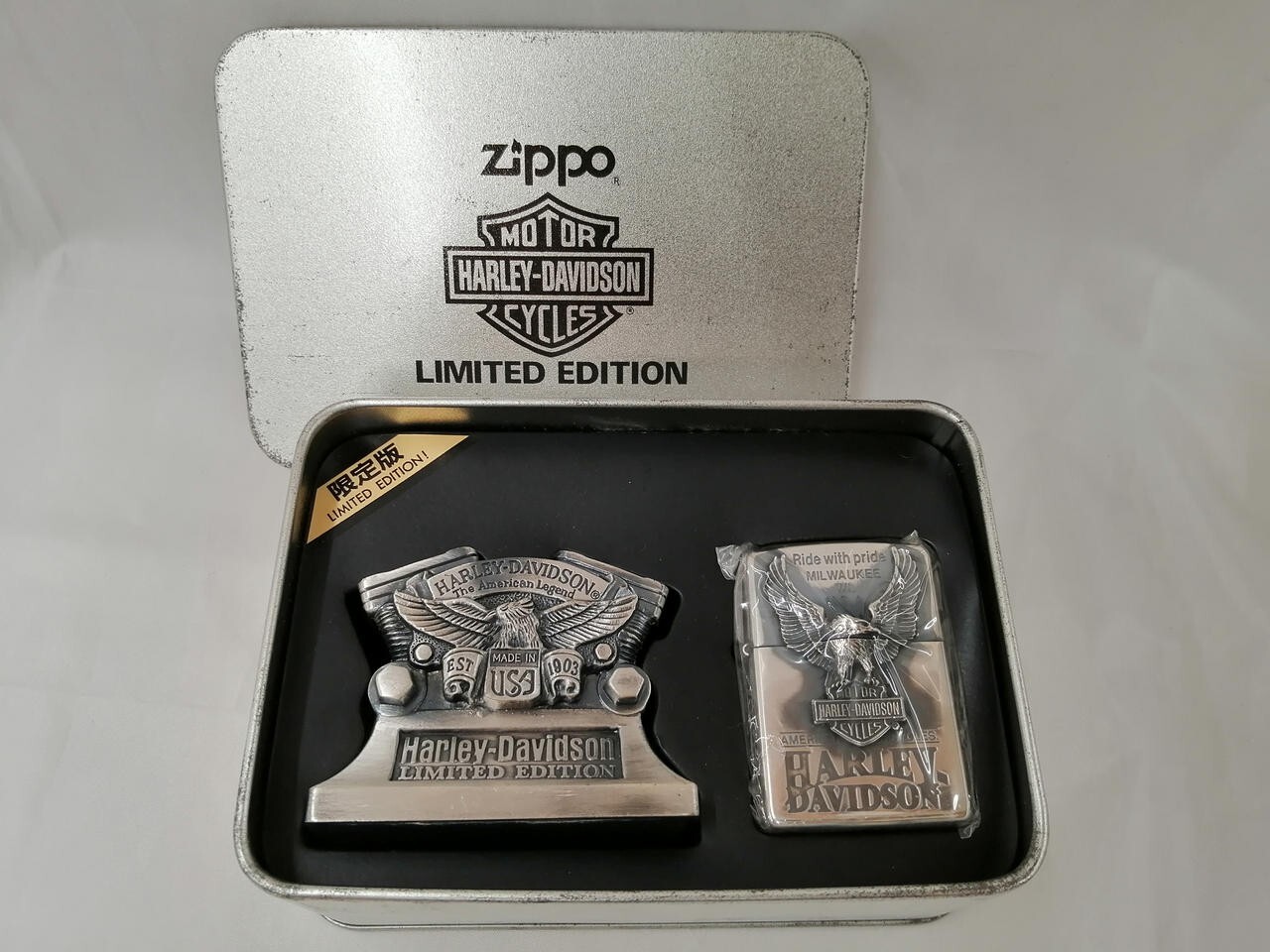 小物 HARLEY DAVIDSON Vintage U.S.A. Unused Cool Harley Davidson limited edition Zippo and