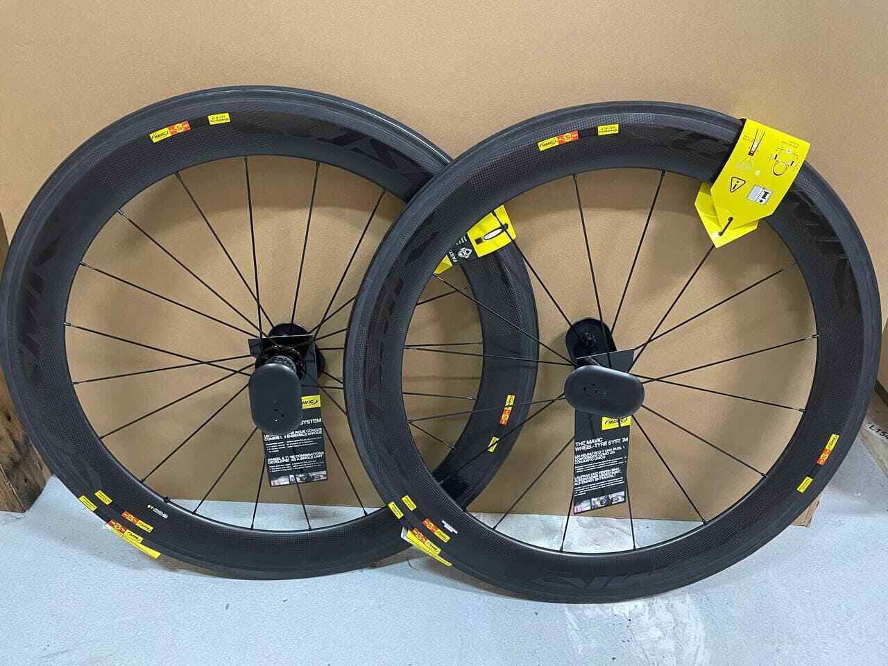 MAVIC ROAD WHEELSET COSMIC CXR60 TUBULAR ED11 (CAMPAGNOLO MAVIC ROAD WHEELSET COSMIC CXR60 TUBULAR ED11 (CAMPAGNOLO