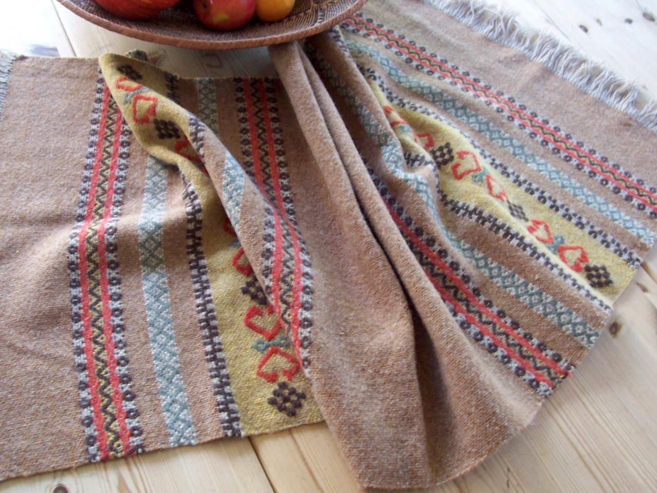 HANDSOME ANTIQUE NORWEGIAN TABLE RUNNER with a raw wool look. From Norway.
