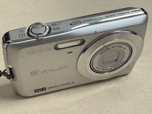 Casio Exilim EX-Z25 Digital Camera - Compact Point & Shoot 10MP