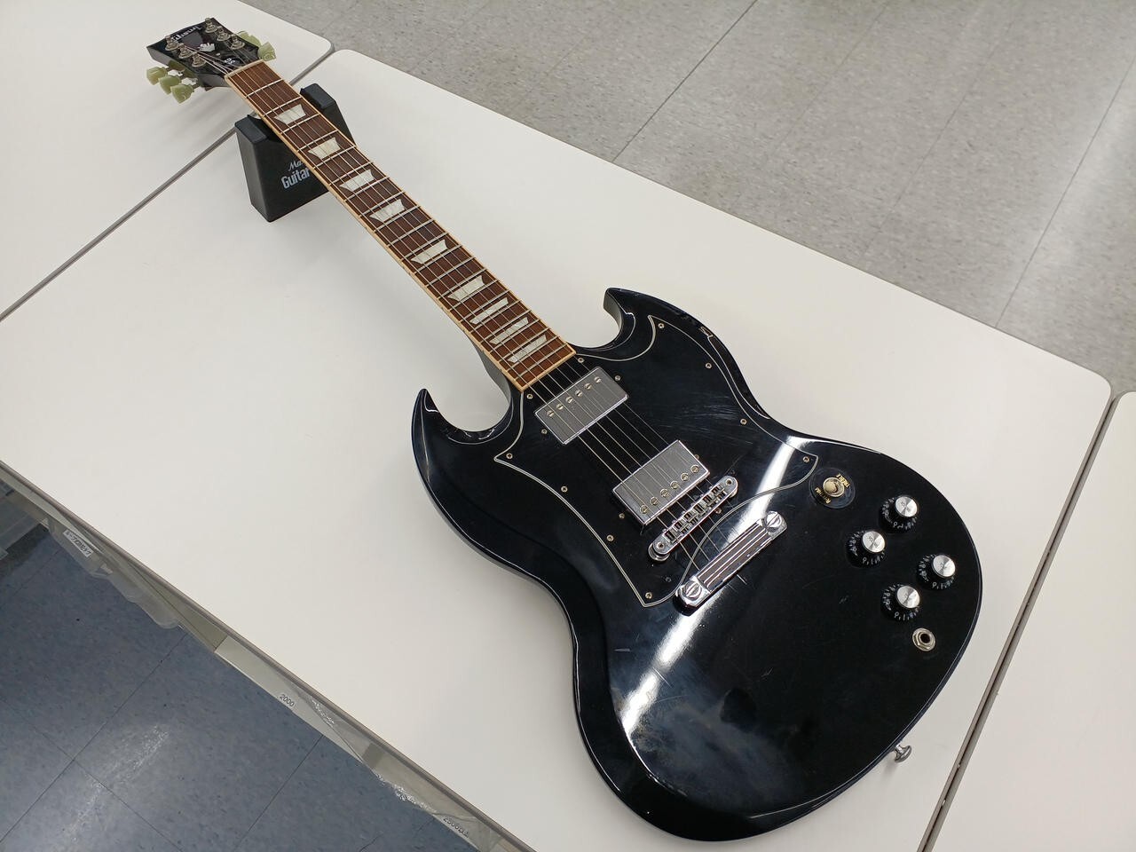 美品 Gibson SG Standard T 2016 Ebony Gibson-USA-SG-Standard-2016-T-