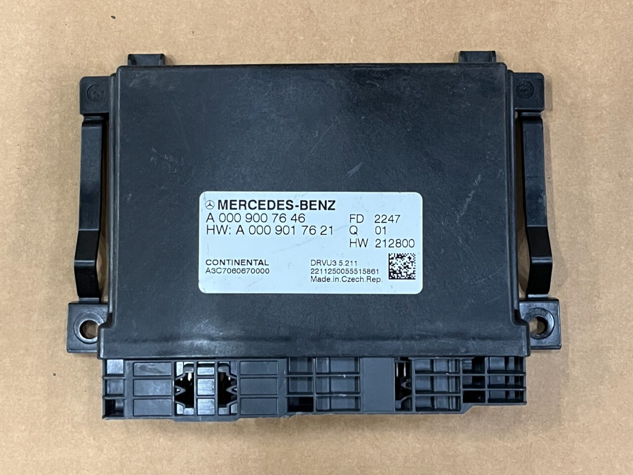 MERCEDES-BENZ GLE GLS TRANSMISSION CONTROL MODULE OEM A0009007646 A0009017621 MERCEDES-BENZ GLE GLS TRANSMISSION CONTROL MODULE OEM A0009007646 A0009017621