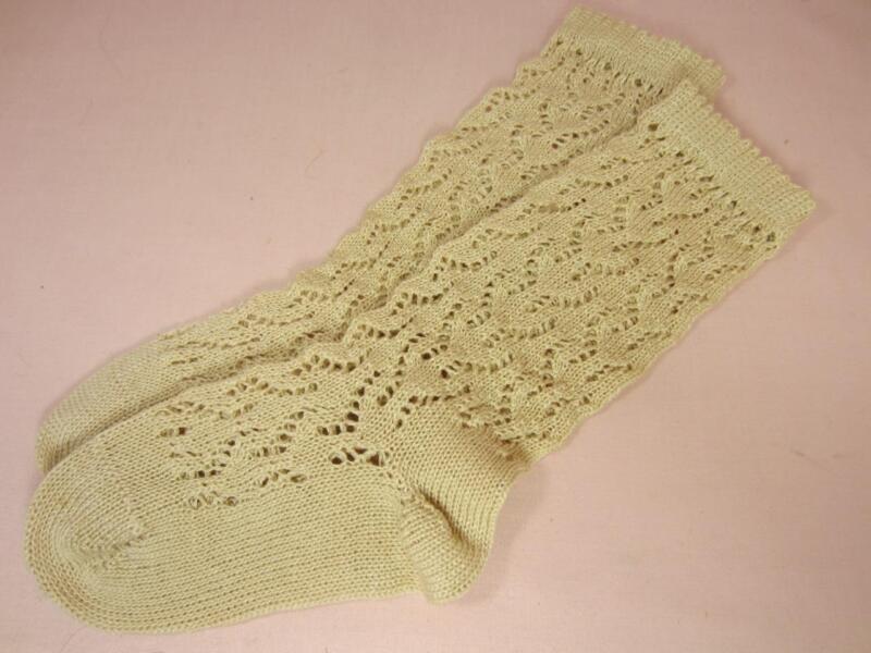 *Vintage Knit Stockings - Child / Toddler  Never Used Size 9 - 12 Mo, Lg Doll