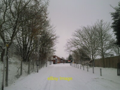 Photo 6x4 A snowy Station Approach Welling It had not long stopped snowin c2010