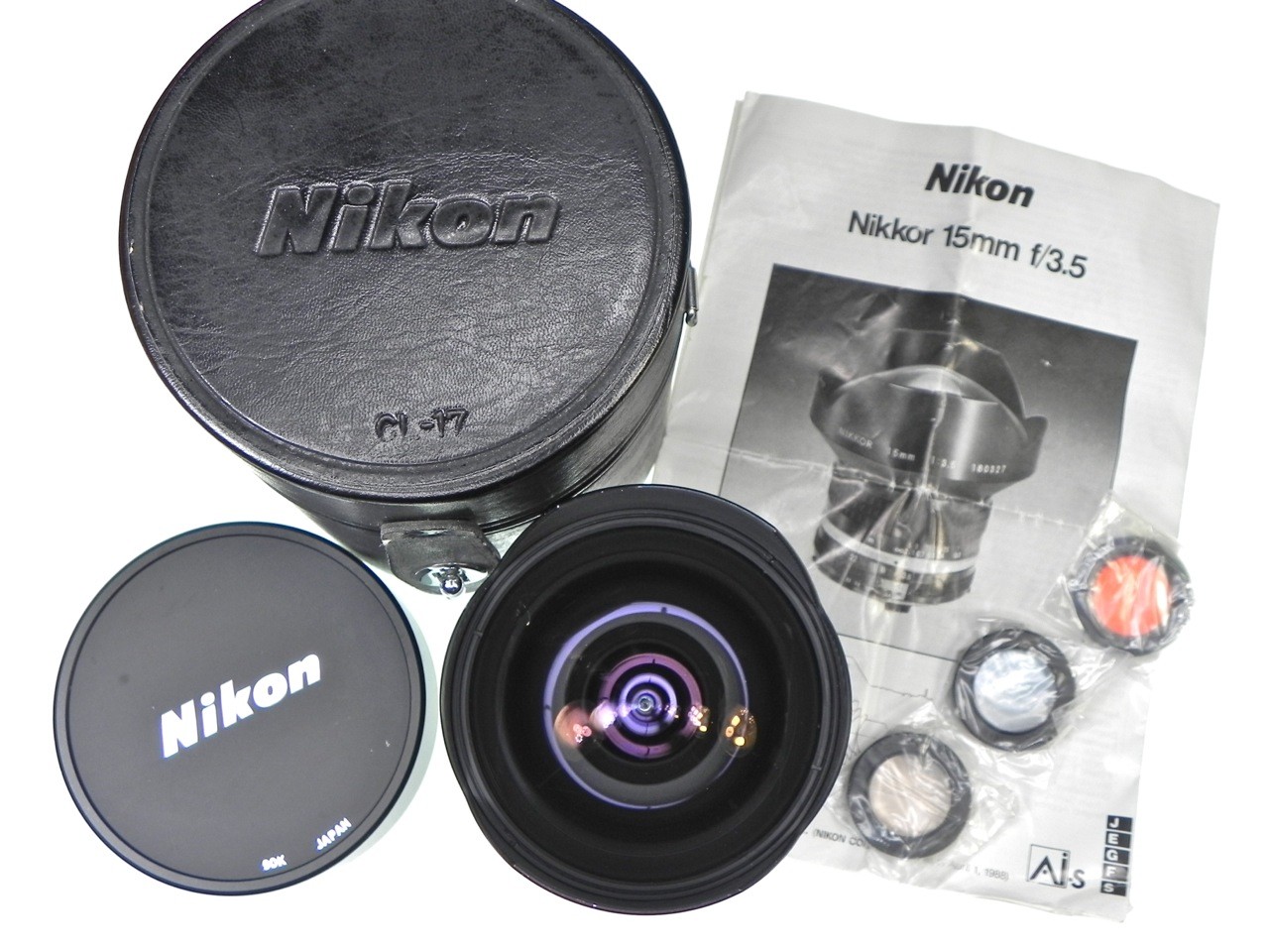 ケース付 Nikon ニコン Ai-s NIKKOR 15mm F3.5 Nikon Ai-s NIKKOR 15mm F3.5 ニコン フィルムカメラ用レンズ