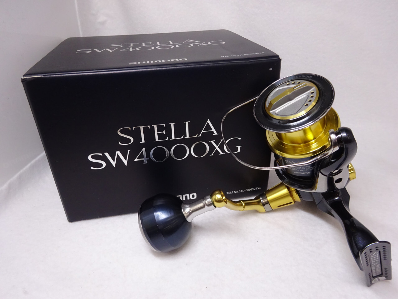 SHIMANO 13 STELLA SW 4000XG Spinning Fishing Reel Japan
