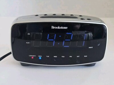 Brookstone SmartSet Digital Dual Alarm Clock Model BIG Display AC101, Works