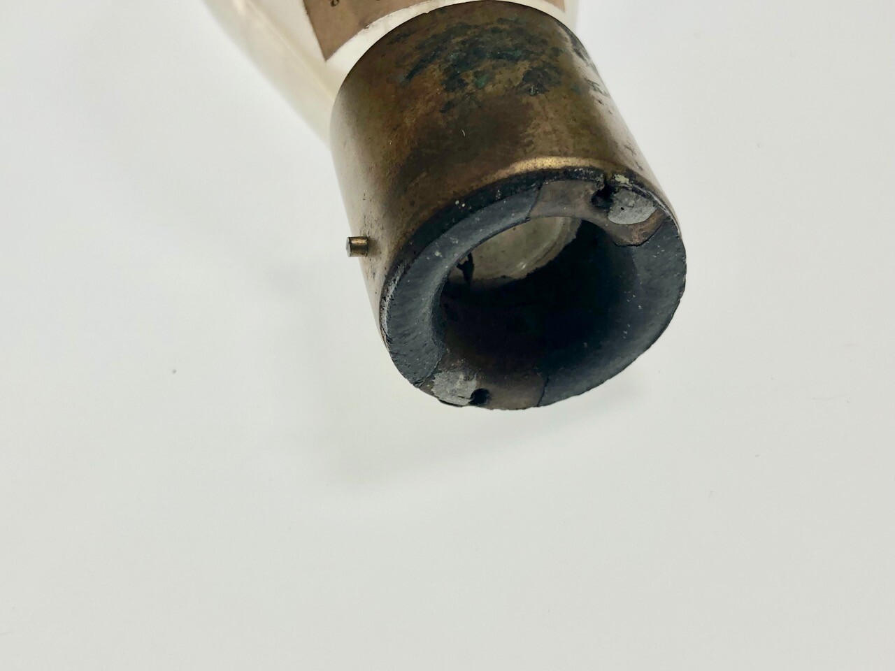 Rare 1893 Novak Light Bulb w/ Perkins-Mather base 32 C.P. intact filament/label