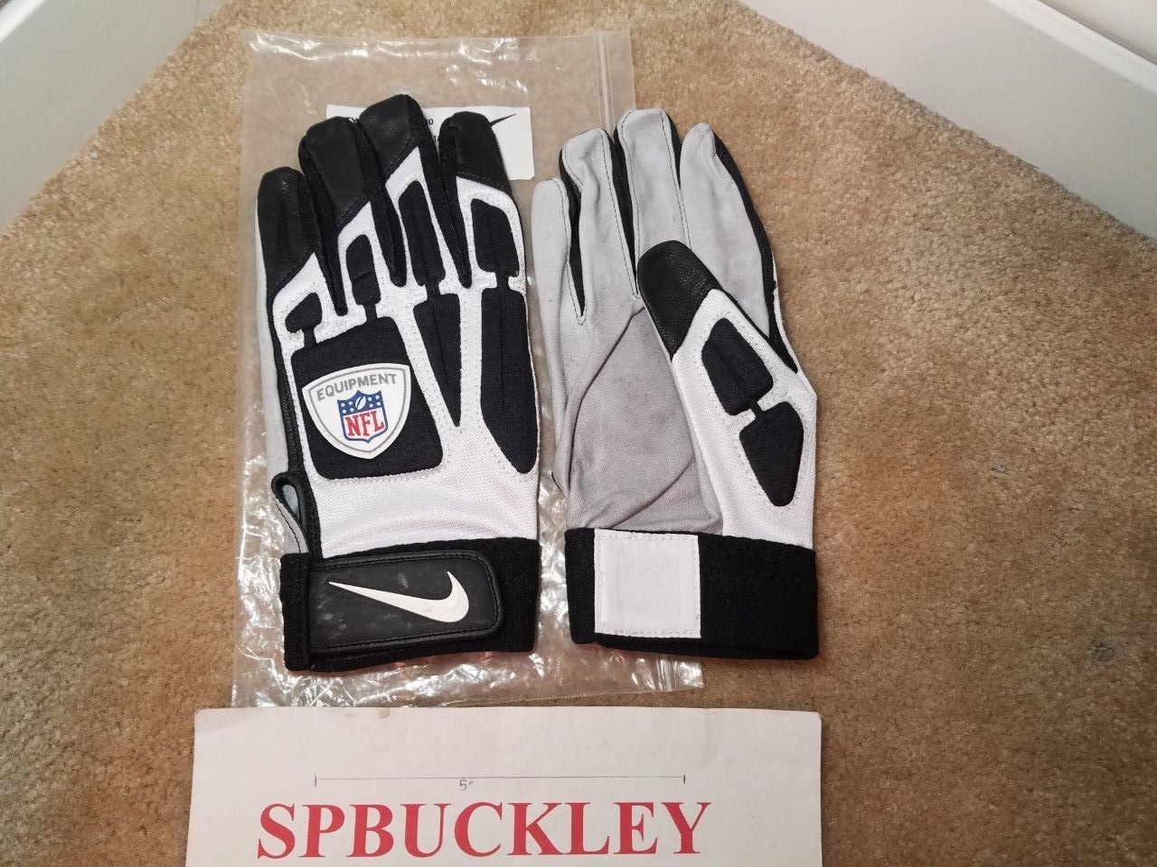 Nike D-TACK GLOVES 4XL ホワイト/グレー【新品・未使用】 NEW Nike D-Tack IV Lineman Football Gloves-Game Issued NFL