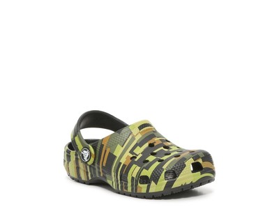 Сандалии Для Мальчиков Crocs В Классический Графический Засорить