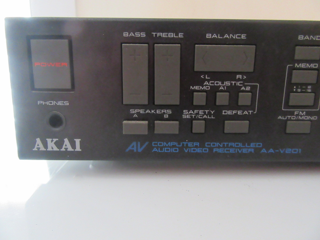 AKAI AA-V201 Computer Controlled Audio/Video Receiver FOR PARTS OR REPAIR