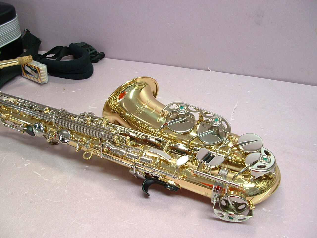 SELMER AS600 ARISTOCRAT Alto Saxophone, Newest Model, EXC!