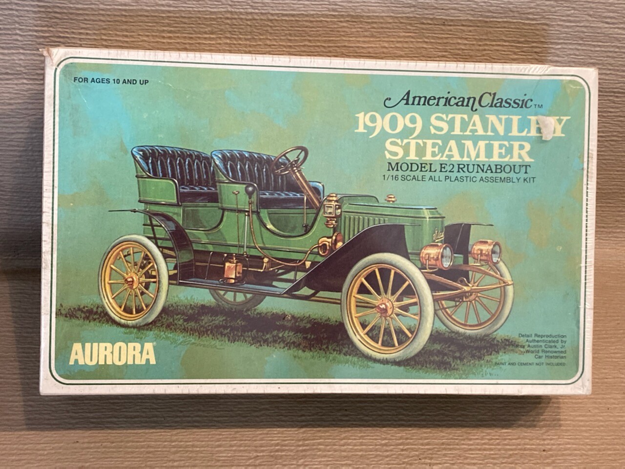 ショット Aurora 1909 Stanley Steamer Model - Kit# 154 1/16 Scale