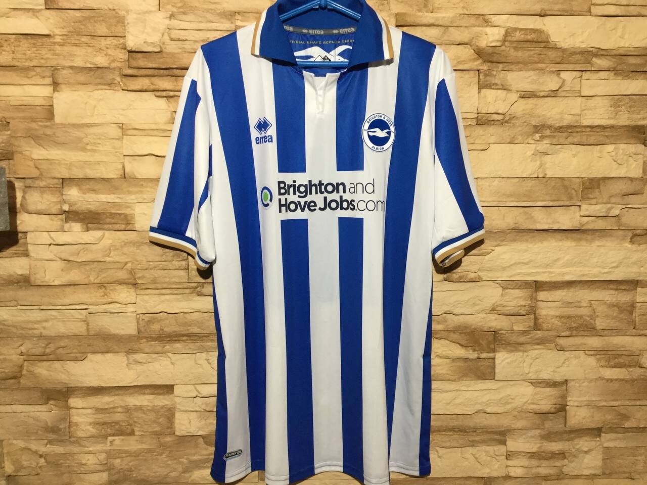 ウェア Brighton & Hove Albion FC football shirt $_57.JPG?set_id=880000500F