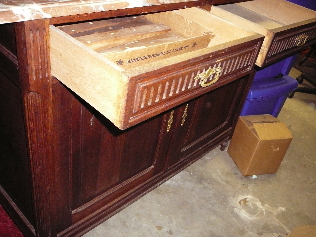 French Country Oak Server with Brown Marble Top - Pretty must see !
