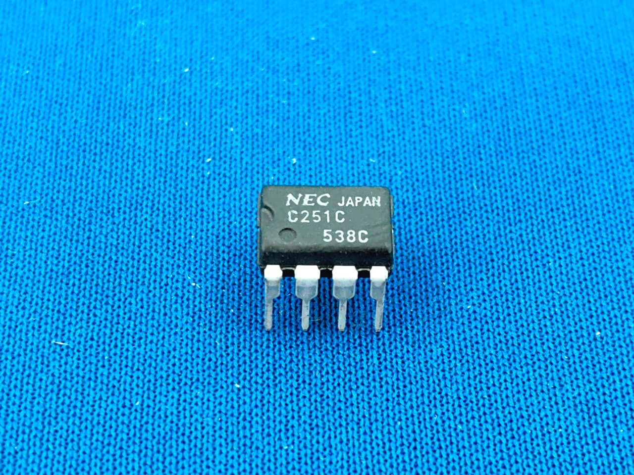 2 x Genuine C251C UPC251C NEC uPC251 251 DIP-8 Integrated 2 x Genuine C251C UPC251C NEC uPC251 251 DIP-8 Integrated