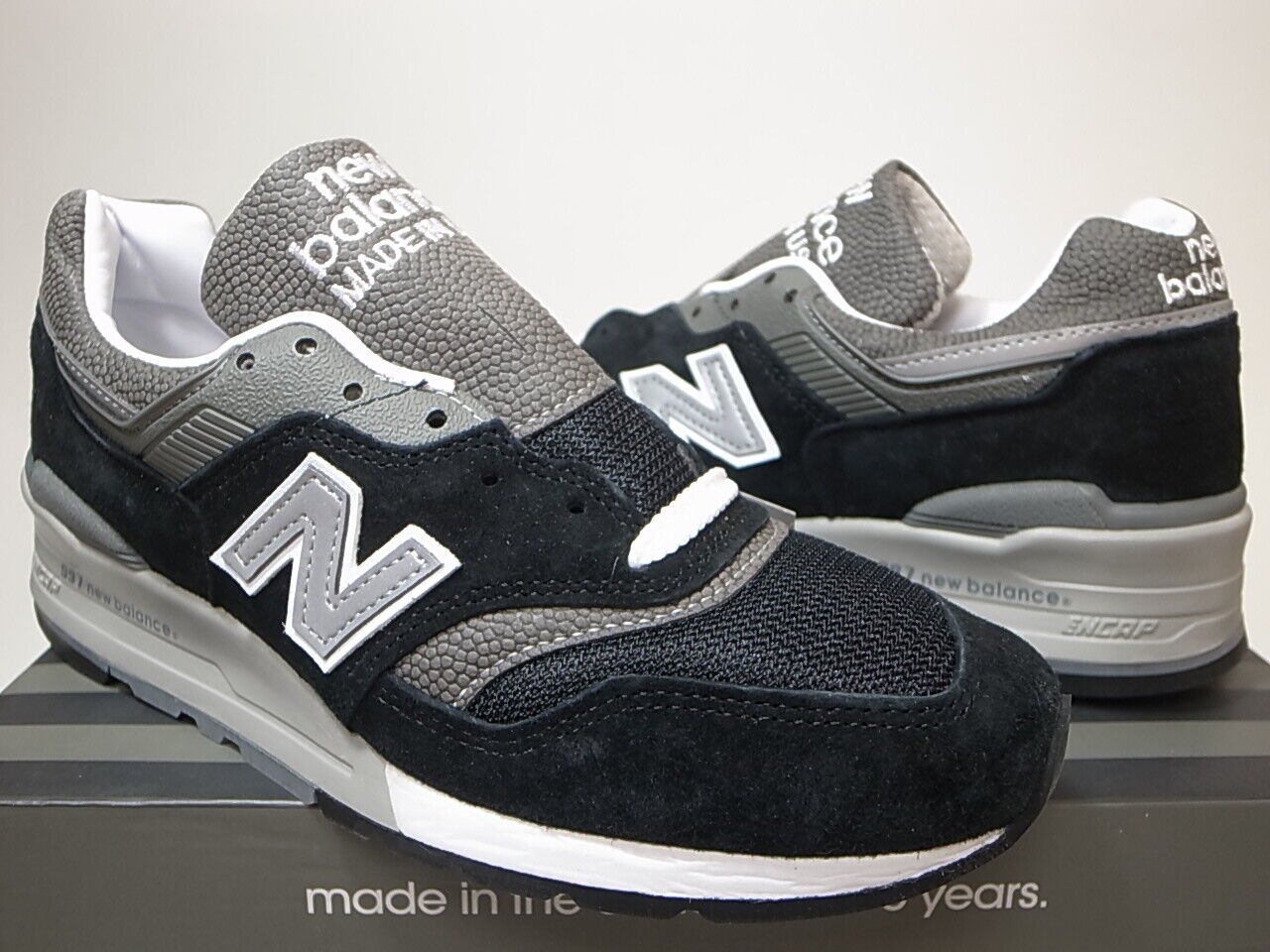 NEW BALANCE M997BK 997 997BK BLACK GREY MADE IN USA US5.5 NEW BALANCE M997BK 997 997BK BLACK GREY MADE IN USA US5.5