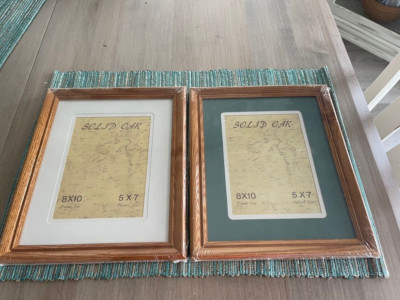 Pair of Vintage Solid Oak Wooden Picture Frames~ Fits 8 x10 or 5''x7''~Matted