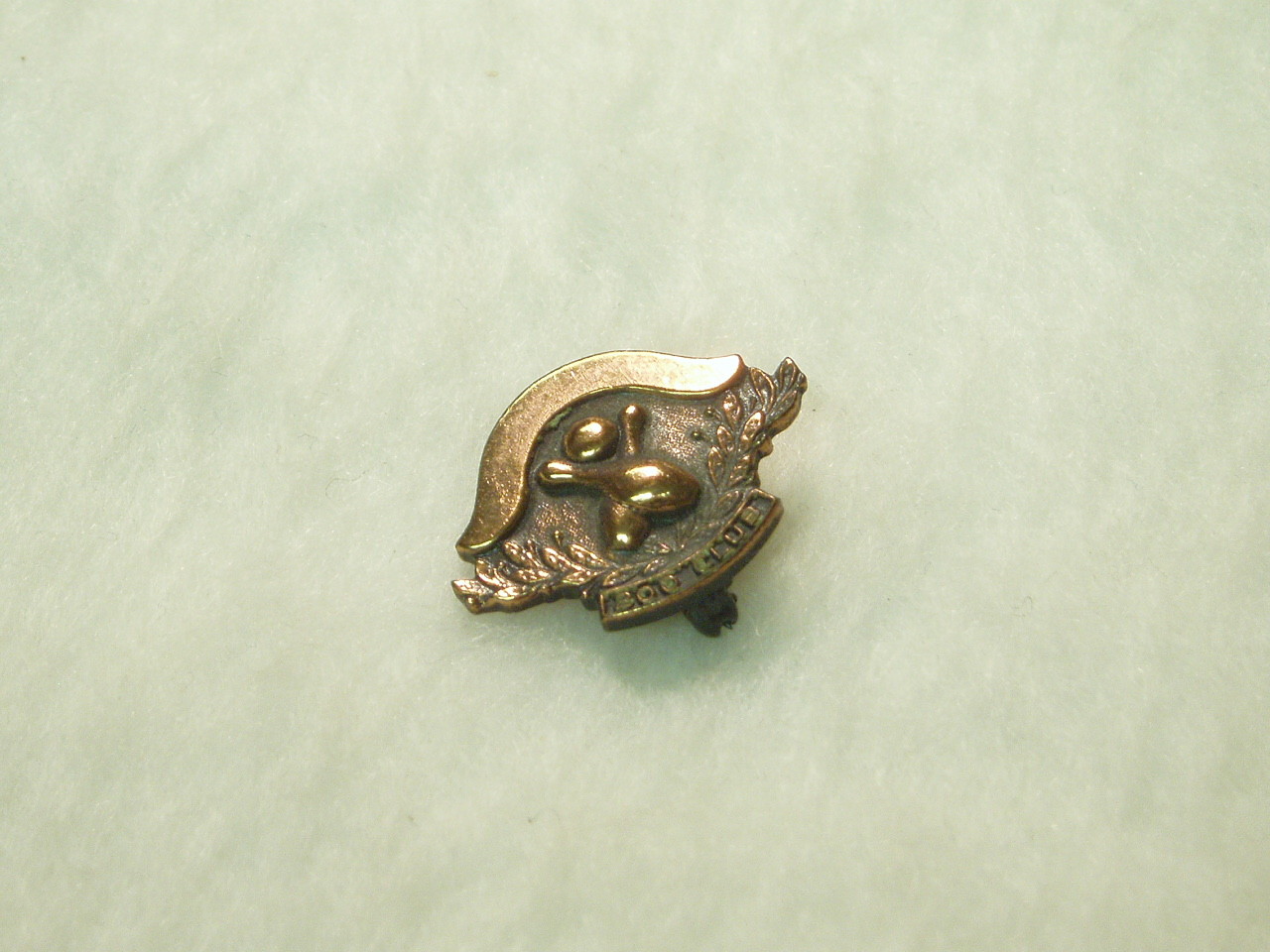 Vintage Metal/Brass 200 Club Bowling Badge Pin Lapel