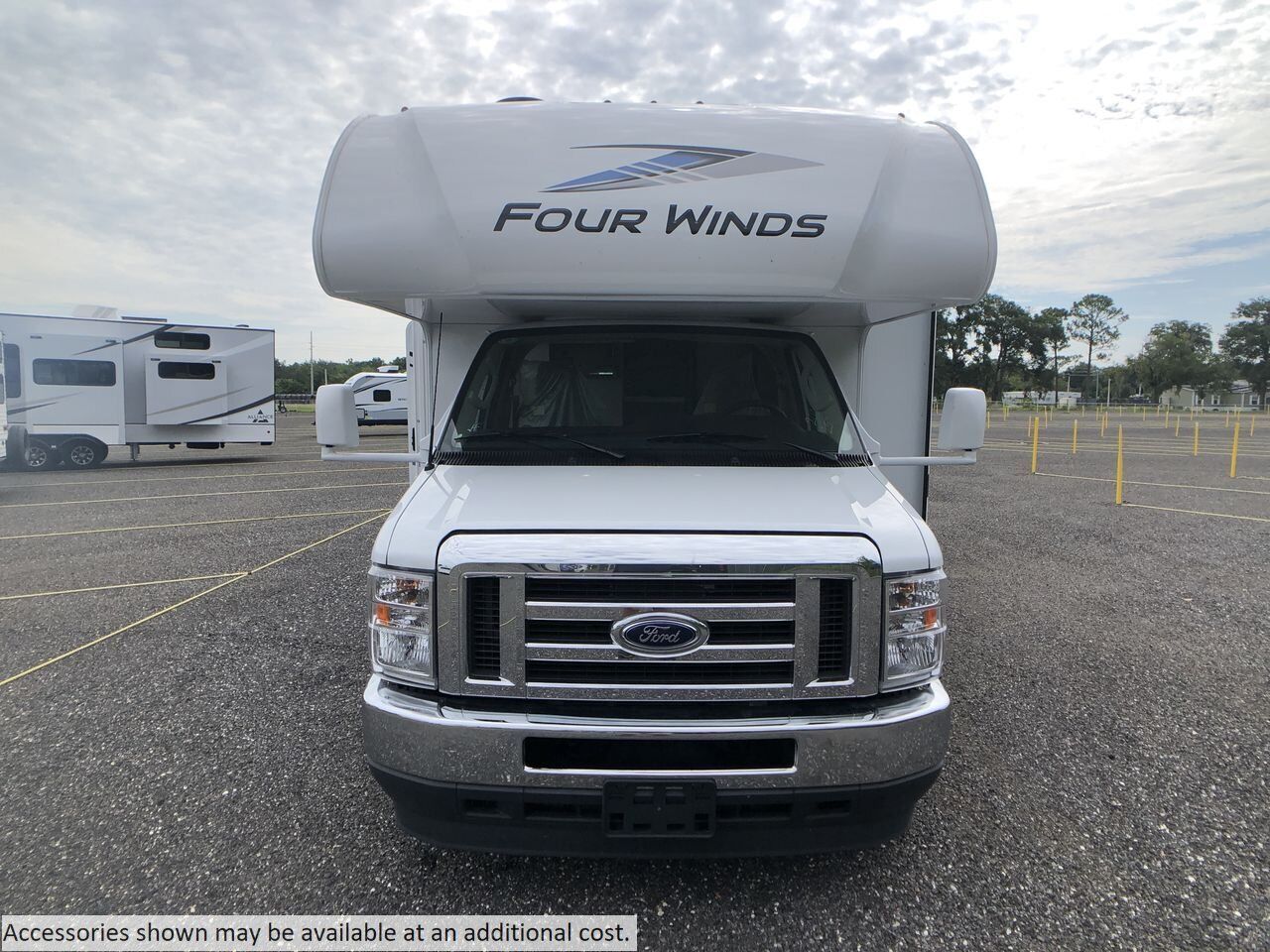 Owner 2024 Thor Motor Coach Four Winds for sale!
