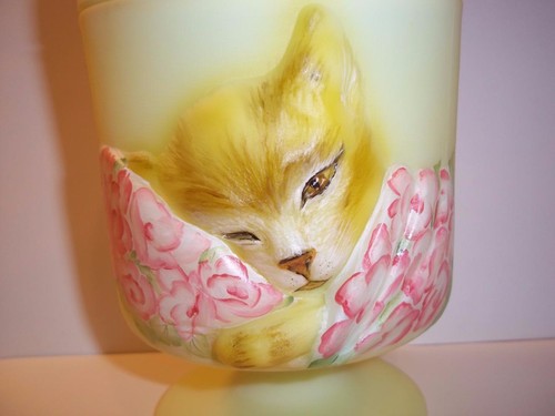 Fenton Glass Buttercream Yellow Chessie Railroad Cat Box Brown Tabby Ltd Ed #1/3