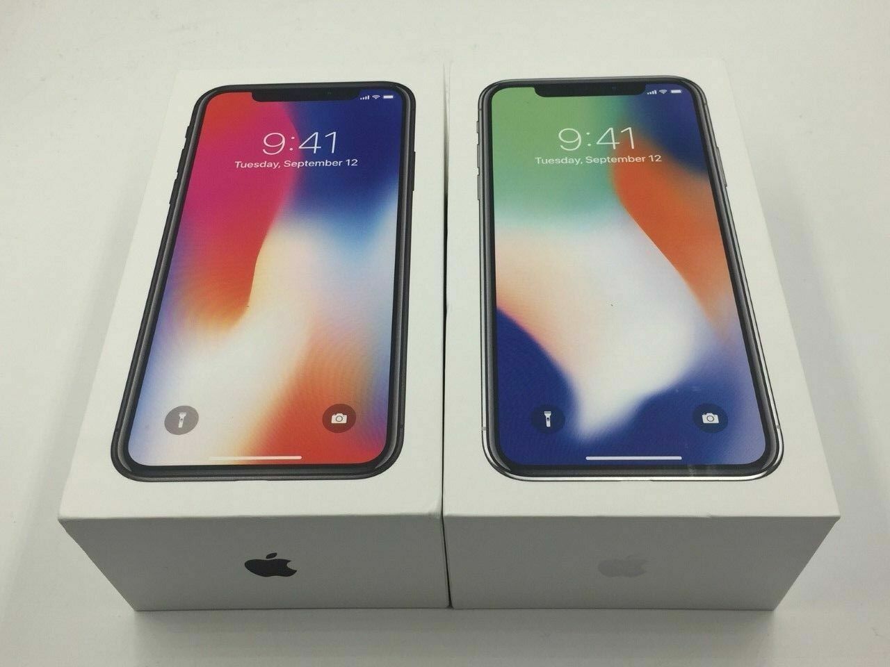 Apple iPhone X - EMPTY BOX RETAIL UK - Space Grey / Silver Apple iPhone X - EMPTY BOX RETAIL UK - Space Grey / Silver