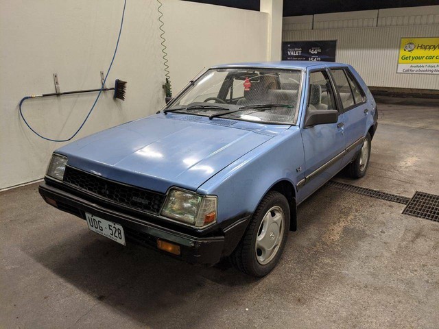Mitsubishi colt 1986