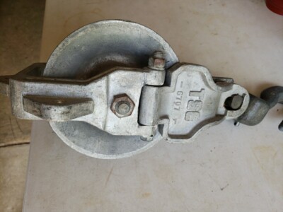 TSE 6707 Universal Stringing Block Pulley with Hook Good Pre-Owned Condition 