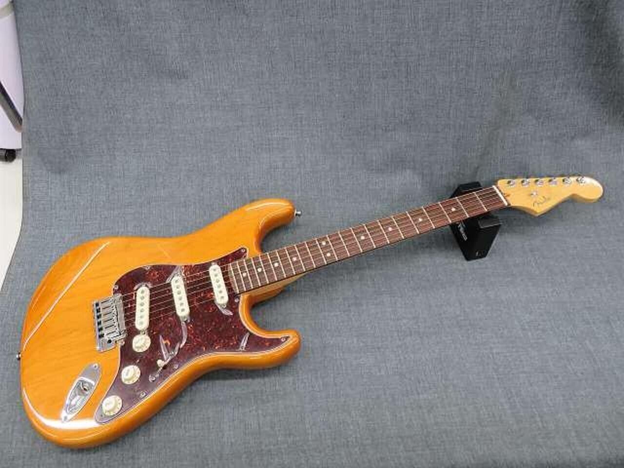 Fender American Deluxe Stratocaster N3 Amber USA 2012 Solid Body Electric Guitar | eBay Fender American Deluxe Stratocaster N3 Amber USA 2012 Solid Body Electric Guitar | eBay