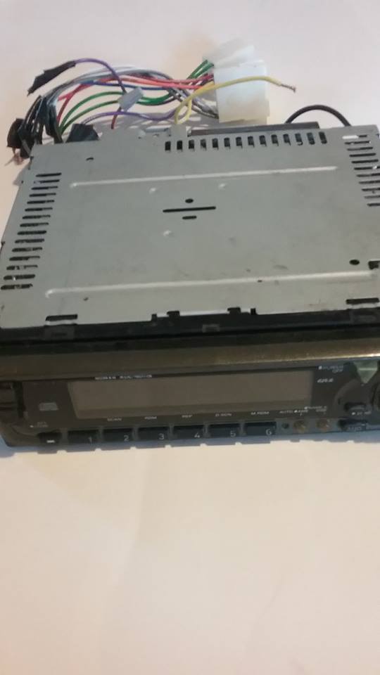 Kenwood KDC-4011S CD Player In Dash Receiver