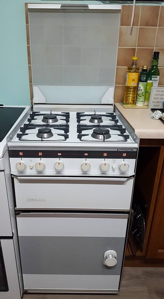 Parkinson Cowan Prospect slimline gas cooker VGC great for cakes