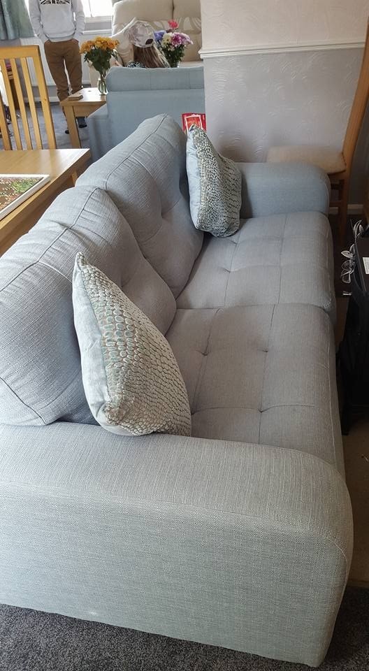 Two lovely blue mint sofas in IP1 for collection only in Ipswich